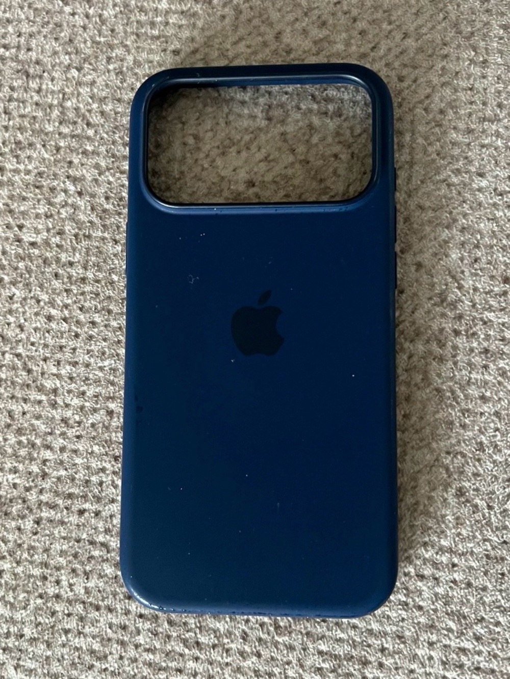 Apple Official iPhone 17 Pro Max Silicone Case MagSafe Midnight Navy Blue